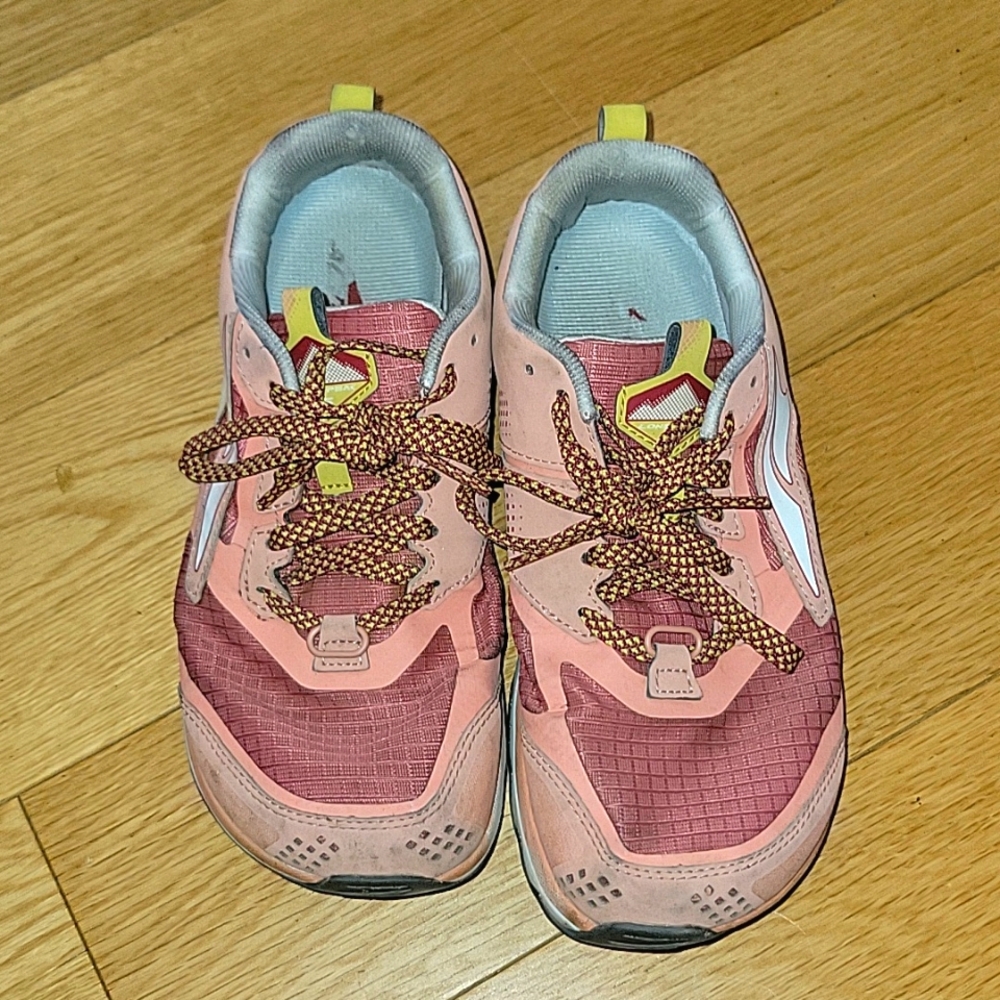 Altra lone peak 5 trail running shoes
